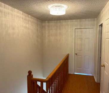 For Lease - 4404 Vallence Drive, Burlington, Ontario - Photo 5