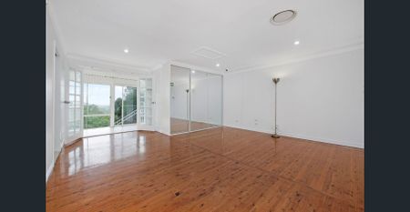 Immaculately Presented Single Level Family Home - Photo 3