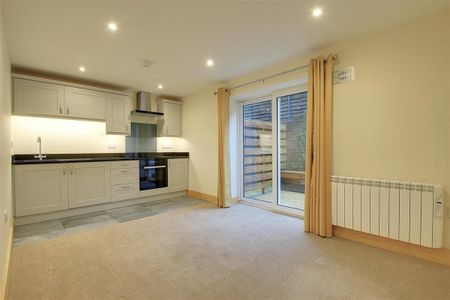 High Street, Hemel Hempstead, HP1 - Photo 3