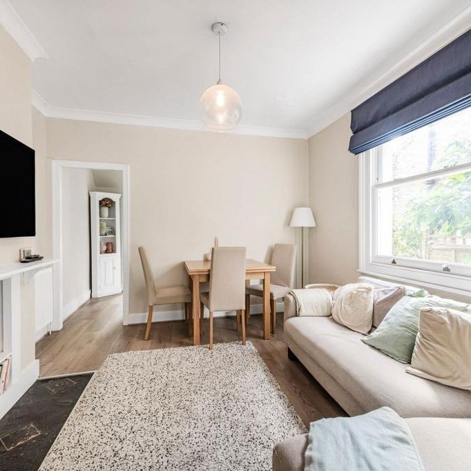 2 bedroom maisonette to rent - Photo 1