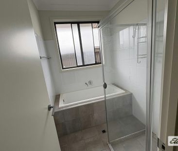 51 Burford Street - Photo 4