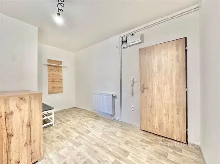 Exkluzivní podkrovní bydlení v srdci Kroměříže – náměstí Míru - Photo 3