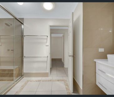 Immaculately Presented Home in Tannum Sands - Photo 5