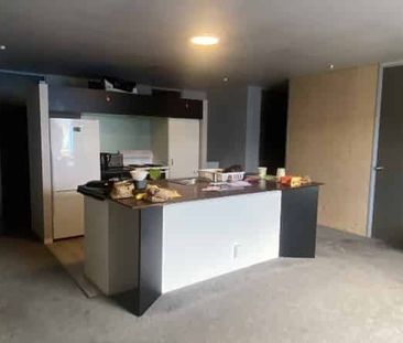 ROOM AVAILABLE IN SHARED FLAT: POWER AND WIFI included - Photo 2