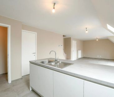 Zeer ruim nieuwbouwapp met 2 slpk en autostaanplaats in het centrum... - Foto 5