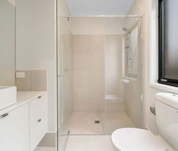 Room2/161a Stringybark Road, Buderim QLD 4556 - House For Rent | Do... - Photo 2