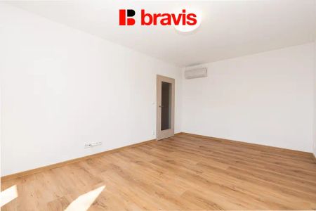Pronájem bytu 2+1, Brno - Židenice, ulice Krásného, balkon, sklep, po rekonstrukci - Photo 4
