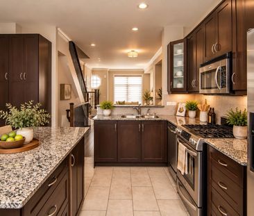 For Lease - 30 Cormier Heights, Toronto, Ontario - Photo 6