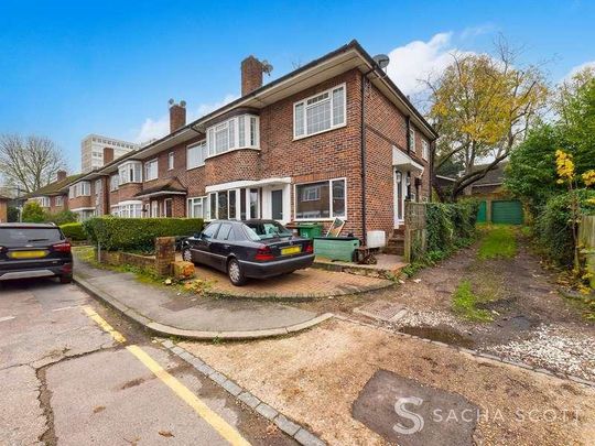 Falcourt Close, Sutton, SM1 - Photo 1