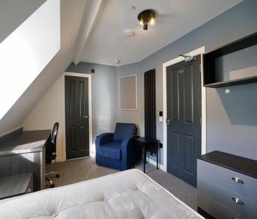 Apartment 7, 207 High Street - Photo 5