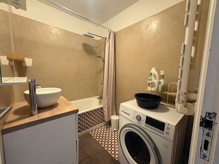 À LOUER – T2 MEUBLÉ de 43 m², Rue du Molinel, Lille-Centre réf 1530-1 - Photo 3