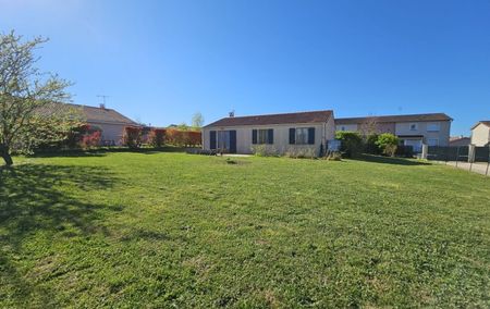 Location Maison Avec terrain rénové(e) Saint-benigne - Photo 3