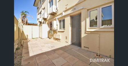 Affordable Esplanade Living! - Photo 5