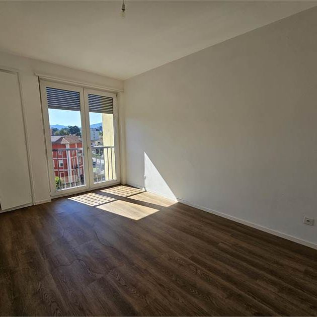 Chiasso, in affitto ottimo 3.5 locali con balcone - Photo 1