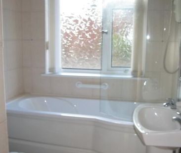 22 Lissan Road, Cookstown, BT80 8EN - Photo 3