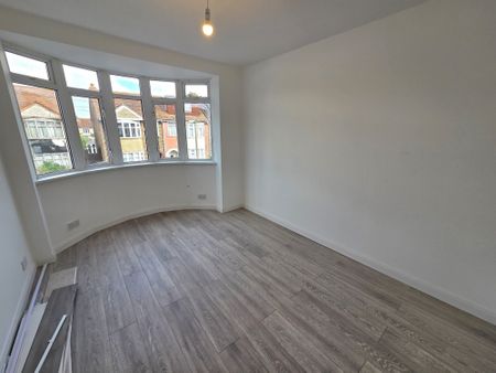 Rothesay Road, Gosport - Photo 2