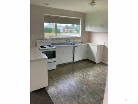 Sunny 2 Bedroom Unit - Photo 3