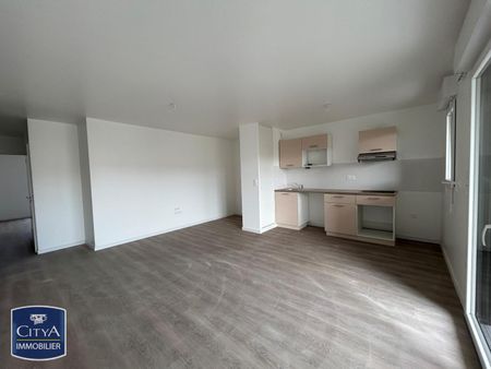 Location Appartement 4 pièces 92m² CAEN 14000 - Photo 3