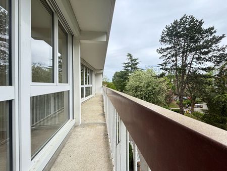 Location Appartement 3 pièces 81m² - Photo 4