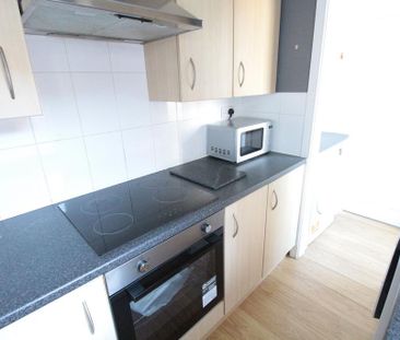 1 bedroom in a house share to rent - Photo 5
