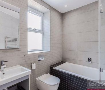 3 bedroom terraced house to rent - Photo 6