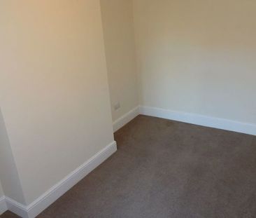 Belmont Avenue, Chapeltown, Sheffield, S35 2RG - Photo 6