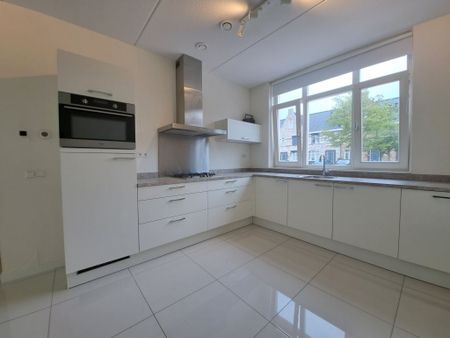 Te huur: Huis Aalscholver in Hendrik-Ido-Ambacht - Photo 4