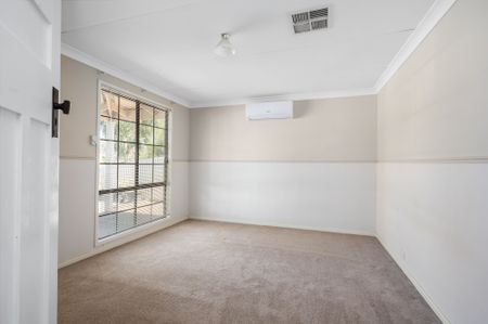 Gorgeous 3x1 Home - Photo 2