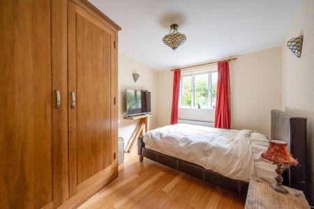2 bedroom semi-detached house to rent - Photo 2