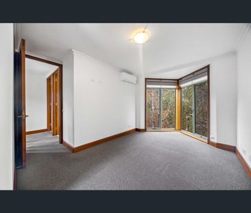 6/603 Main Road, Golden Point, Vic 3350 - Photo 2