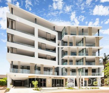 Brand New sleek apartment - Photo 4