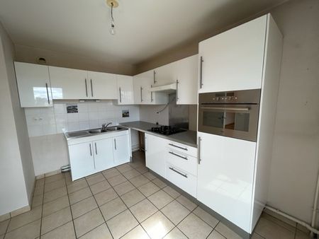 Appartement T3 à louer - 81 m² - Photo 2