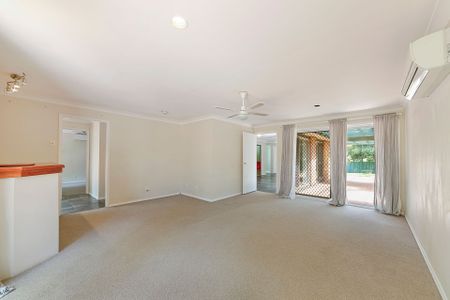 Comfortable 3-Bedroom Home with Ensuite&comma; Outdoor Entertaining & Reserve Access - Photo 5