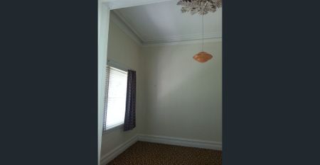 Great Location – St. Kilda Home - Photo 3