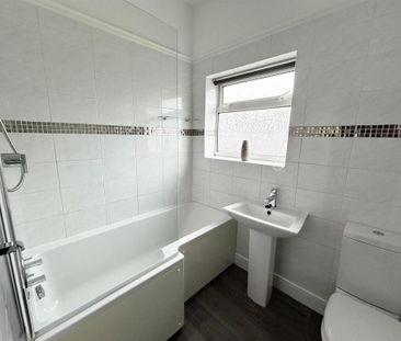 2 bedroom terraced house to rent - Photo 6