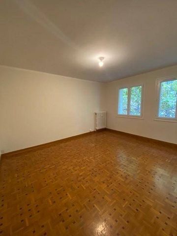 Location appartement rénové 4 pièces 83.17 m² à Privas (07000) 4 - Photo 4