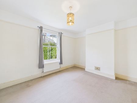 Three bed semi-detached house to rent in Race Hill, Launceston, PL15 - Photo 3