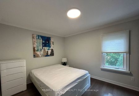 For Lease - 14 Henning Avenue, Toronto, Ontario - Photo 3