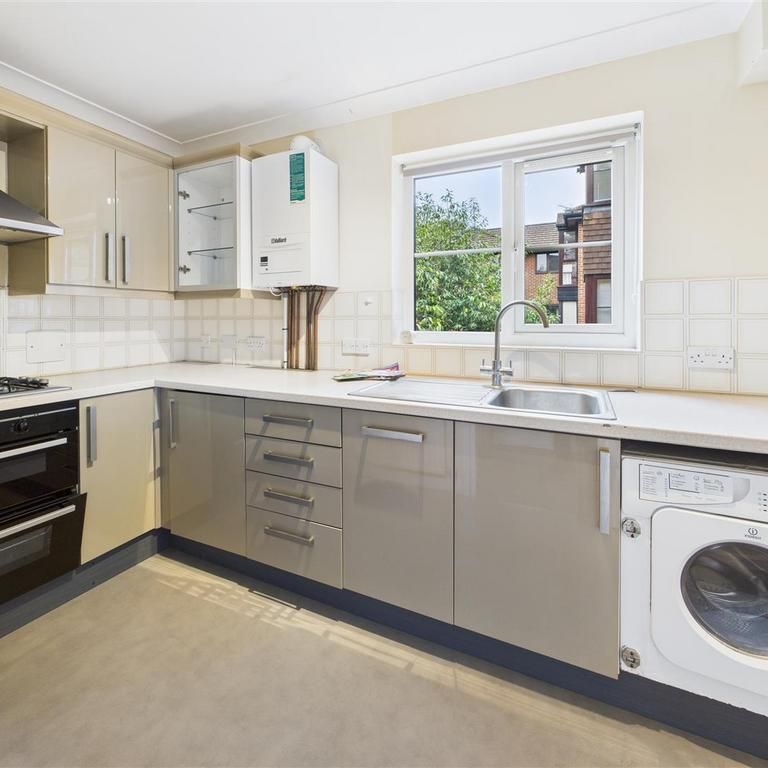 2 bedroom apartment to rent - Photo 1
