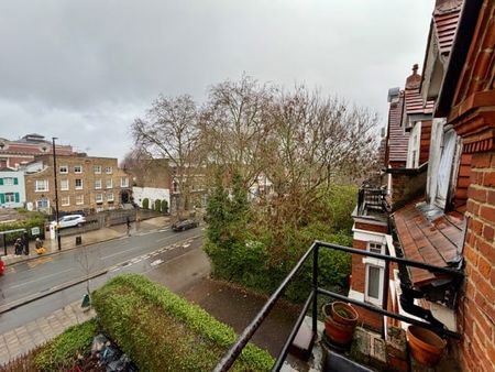 Room in a Shared House, Chiswick High Road, W4 - Photo 4