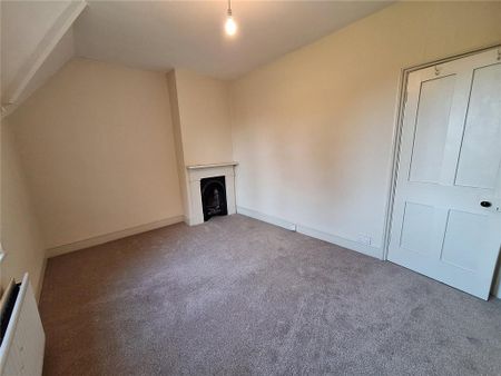 2 bedroom semi-detached house to rent - Photo 3