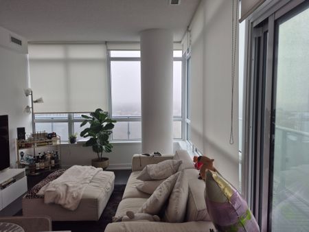 For Lease - 365 Church Street Unit# 2510, Toronto, Ontario - Photo 2