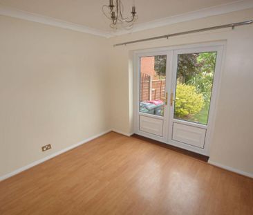 3 bedroom semi-detached house to rent - Photo 5