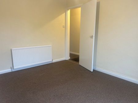 lynncroft, Eastwood - Photo 5