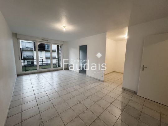 Location Appartement 2 pièces 51m² ST LO 50000 - Photo 1