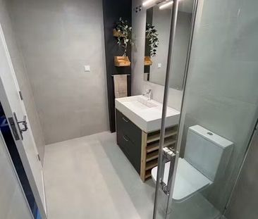 Rua de Dona Estefânia, Lisbon, Lisbon 1150-176 - Photo 1