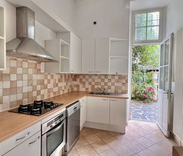 Location Maison 9 pièces 221m² NANTES 44000 - Photo 5