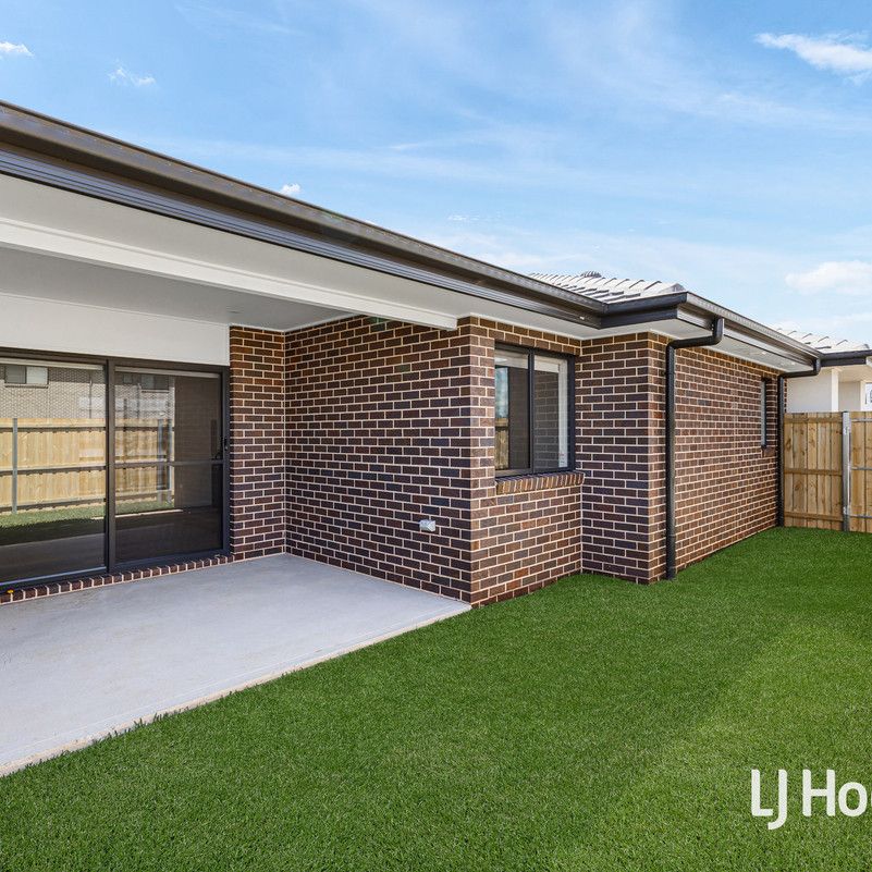 370 Tallawong Road, Rouse Hill NSW 2155 - House For Rent | Domain - Photo 1