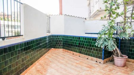 Calle Castellón, Valencia, Valencian Community 46004 - Photo 5