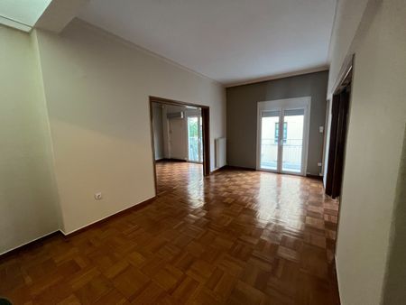 Διαμέρισμα για ενοικίαση Μουσείο (Εξάρχεια - Νεάπολη) - Φωτογραφία 4